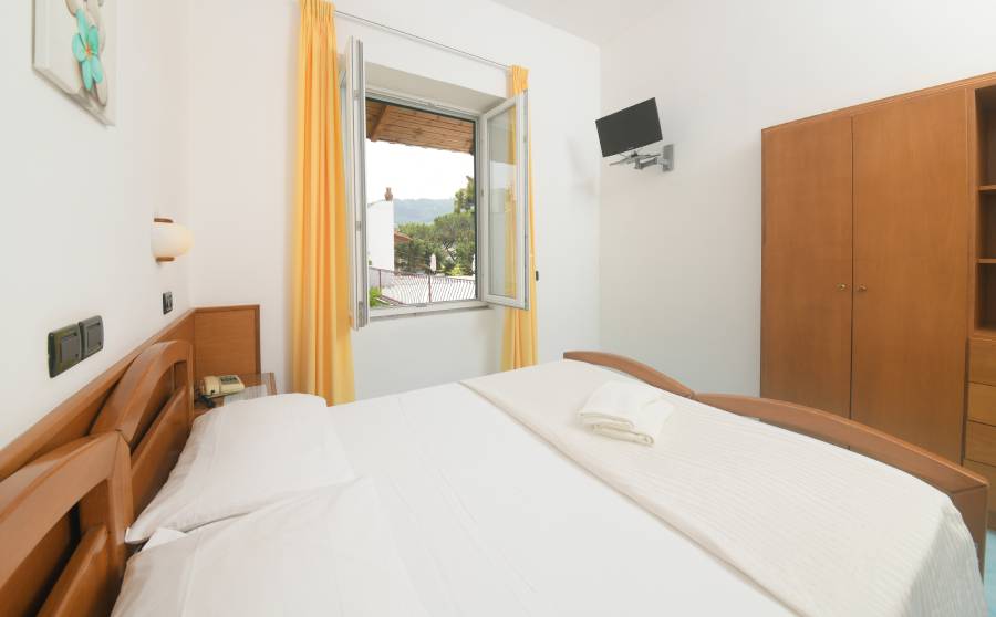 economy-hotel-pineta-ischia